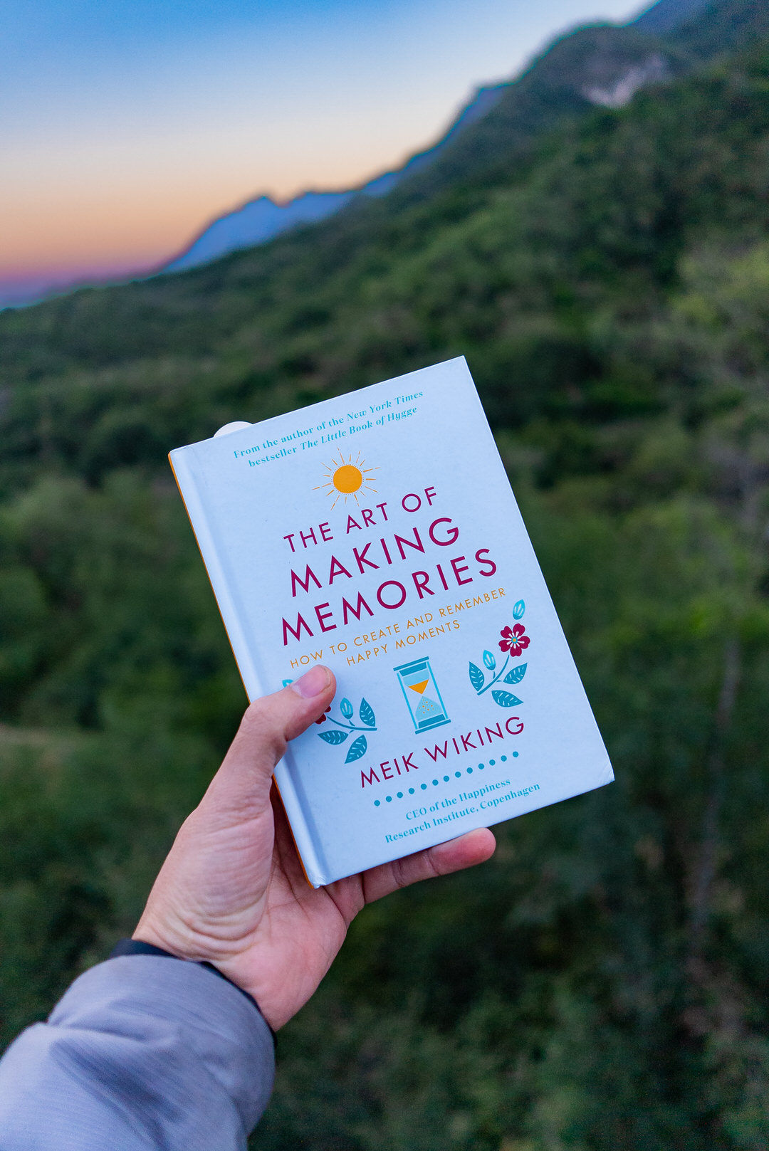 The art of making memores book